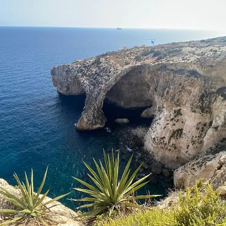 Lägenhet Sunshine - Modern Three Bedroom - No 2 Mellieħa