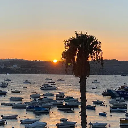 Lägenhet Sunshine - Modern Three Bedroom - No 2