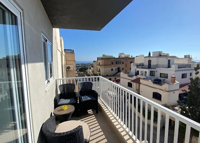 Sunshine - Modern Three Bedroom - No 2 Apartamento *