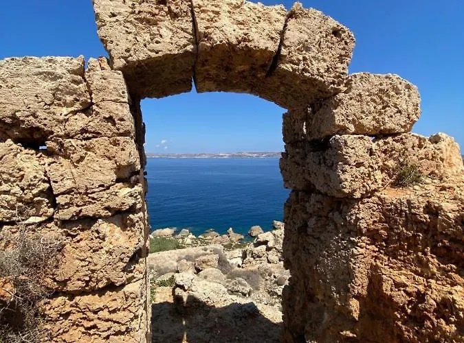 Apartamento Sunshine - Modern Three Bedroom - No 2 Mellieħa